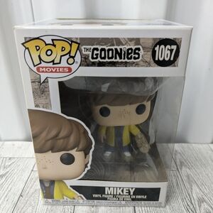 Funko Pop!  1067 The Goonies Mikey Figure with Yellow Coat